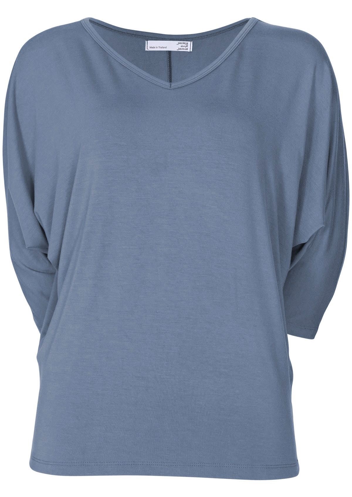 Front view of women's 3/4 sleeve rayon batwing v-neck grey top.