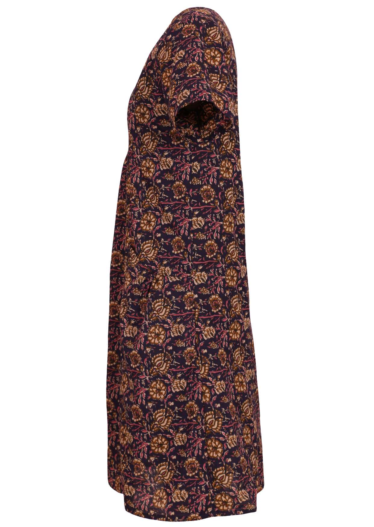Printed cotton, below knee length dress with short sleeves, round neckline and deep pockets.