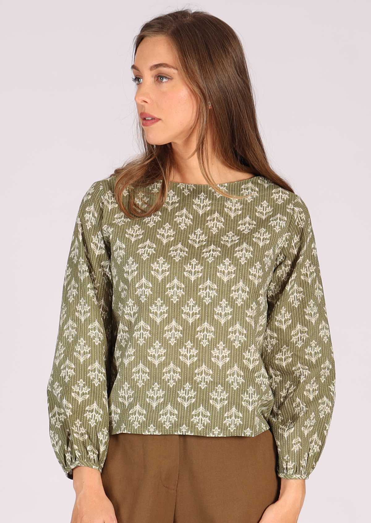 Lightweight cotton long sleeve top with bishop sleeves