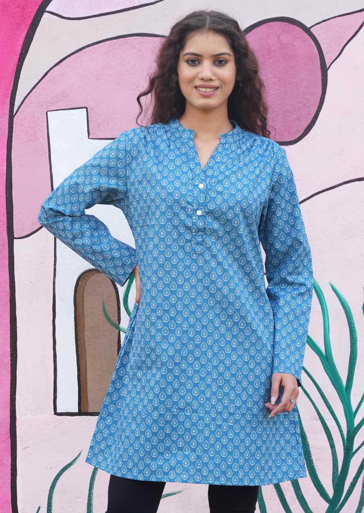 Long sleeve cotton tunic with buttons and mandarin collar