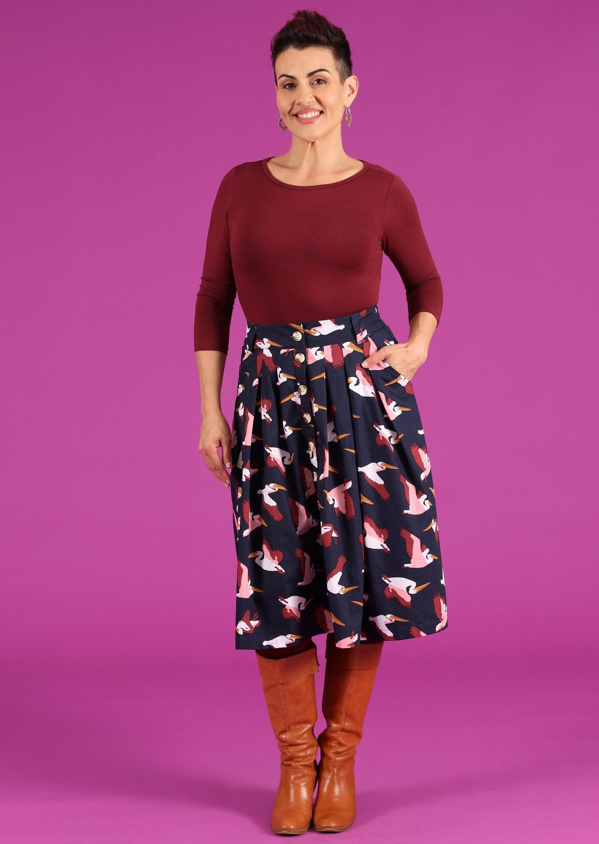 knee length skirt with box pleats and pockets