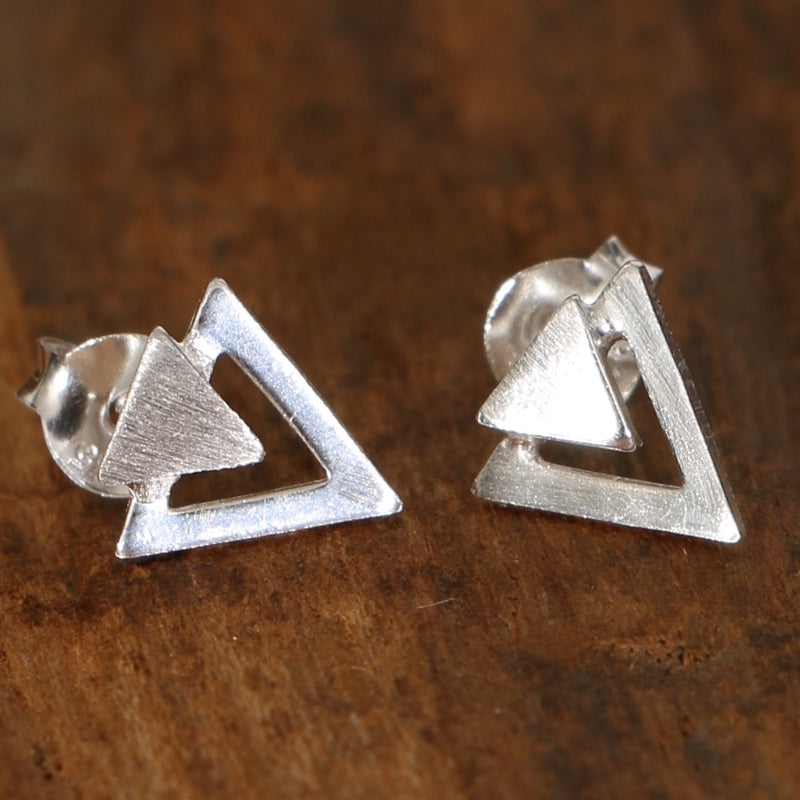 sterling silver 92.5 triangle shaped stud earring 
