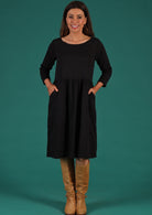 round neckline below knee length dress