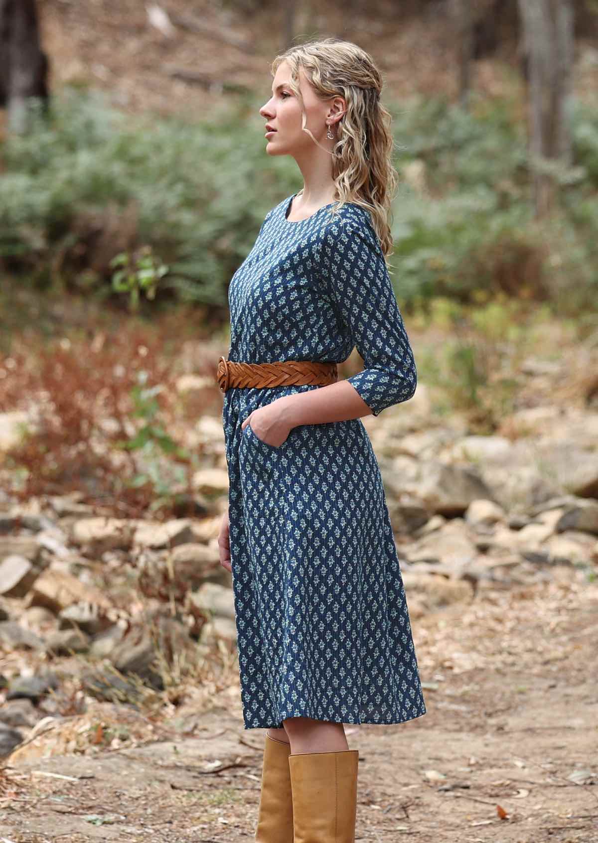 Add a belt to this cotton dress to cinch the waist in