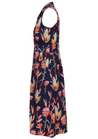 Sleeveless, collared cotton dress in navy blue with pockets.