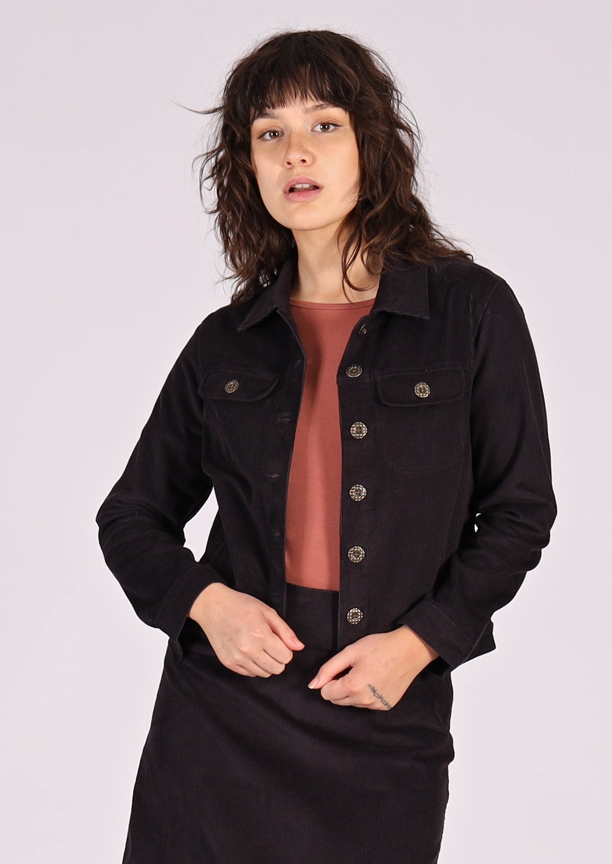 Cotton corduroy jacket with brass buttons and pockets