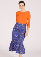 Fun cotton daisy print skirt with a flair