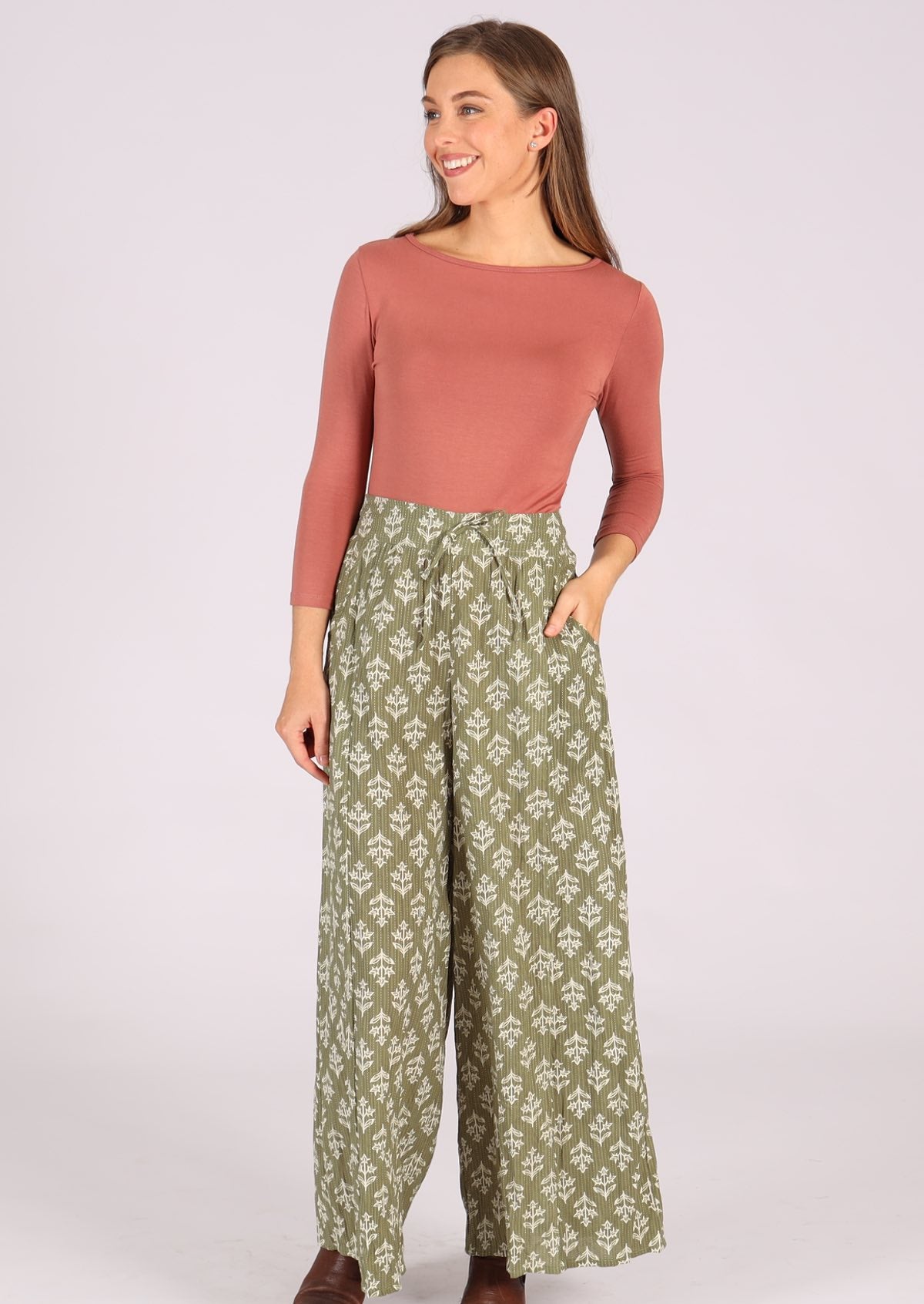 Lightweight cotton wide leg palazzo pants with pockets