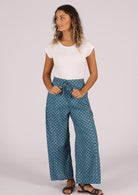 Cotton printed pants with elastic waistband and drawstring