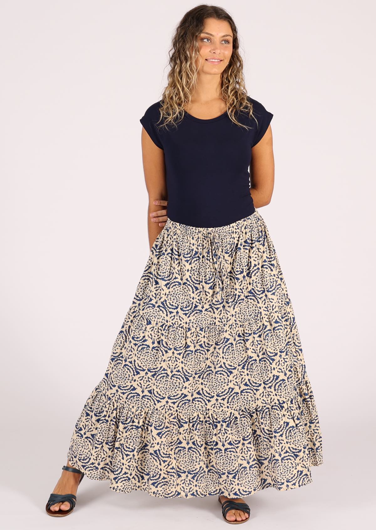 Cotton maxi skirt with elasticised waistband and drawstring