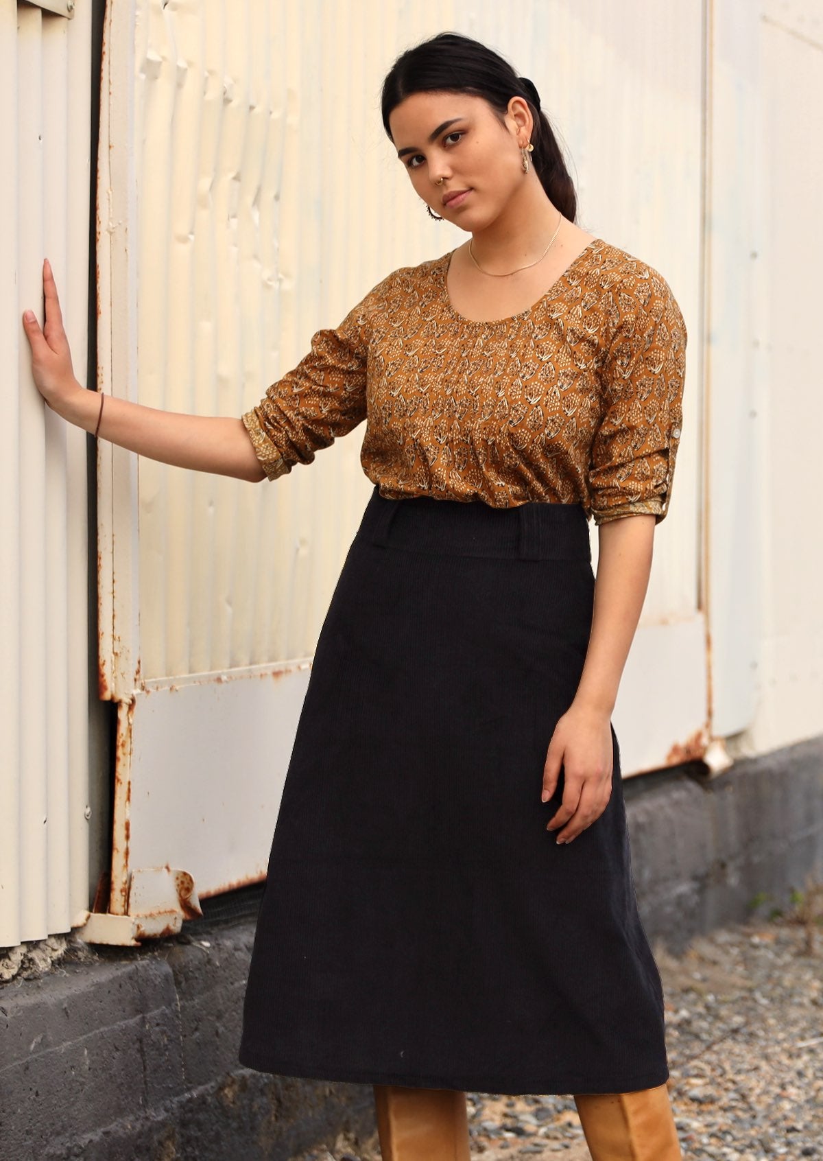 Belt Loop Cord Skirt black