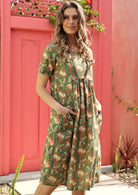 100% cotton relaxed fit dress with pockets and lining