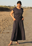high waisted stretch pant with pockets