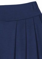 close up view pleated front detail
