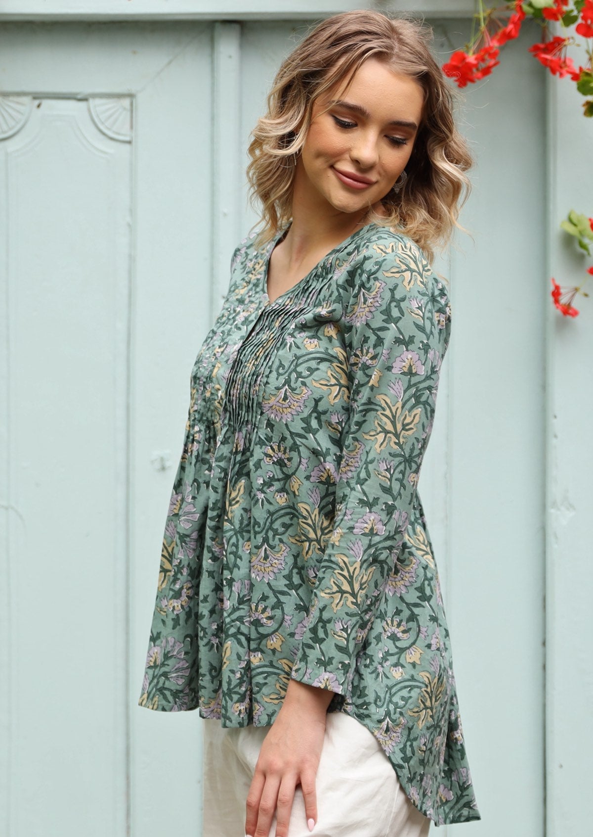 100% cotton uneven hem women's long sleeve top