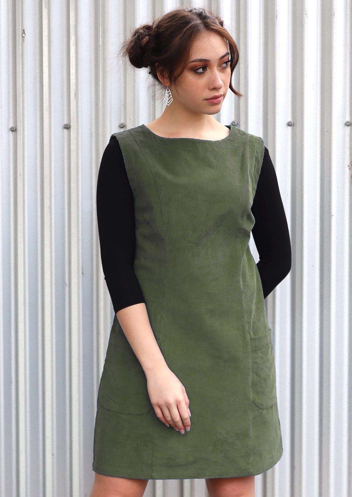 round neck cord dress with pockets