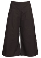 women's black 3/4 pant designed in Australia